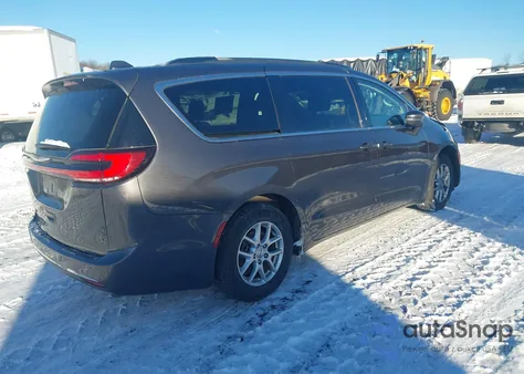 2022 Chrysler Pacifica Touring L z USA, uszkodzony, nr VIN 2C4RC1BG4NR198755